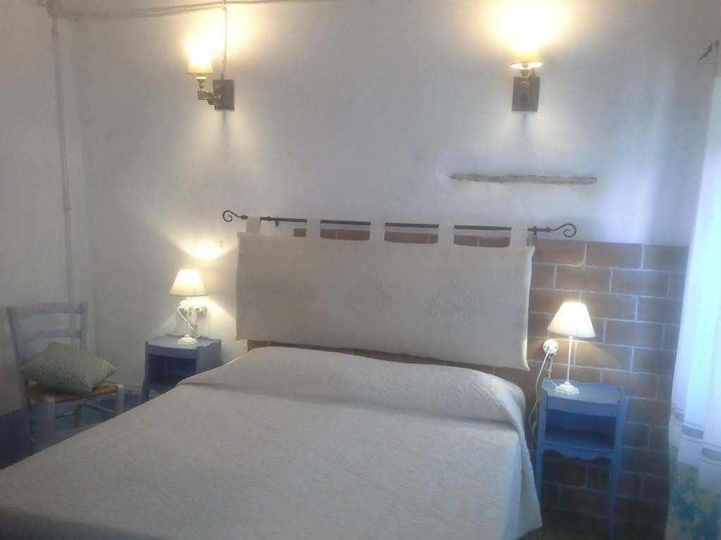 B&B Corte San Lussorio Oliena Eksteriør bilde